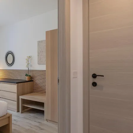 Metro Line 1 Free Parking *