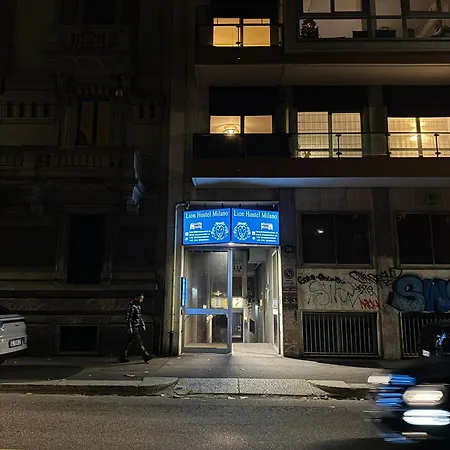 Hostel Lion & Youth