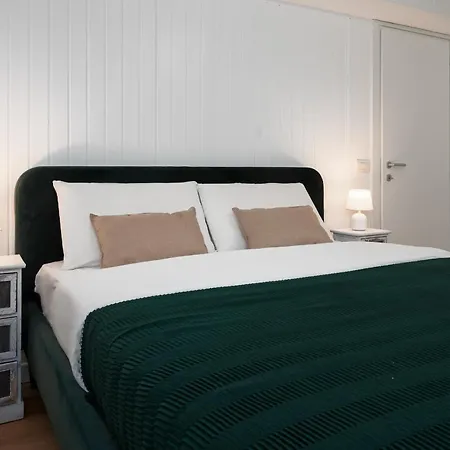 Classbnb - 5 Minutes From Citylife Apartment *