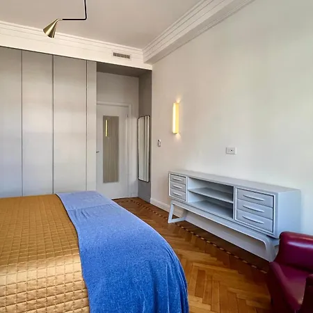 Morozzo1939 - An Authentic Milanese Home, Near Duomo Apartman Milánó