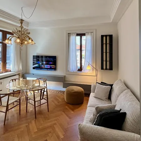 Apartment Morozzo 1939 - Your Perfect Peaceful Oasis In The Heart Of Mailand