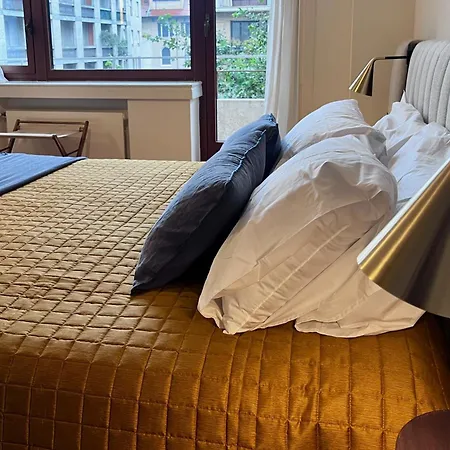 Morozzo1939 - An Authentic Milanese Home, Near Duomo Apartman