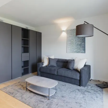 Apartment Gohost - Modern And Bright With Terrace And Balcony Milan