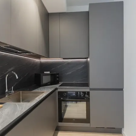 Gohost - Modern And Bright With Terrace And Balcony Milan