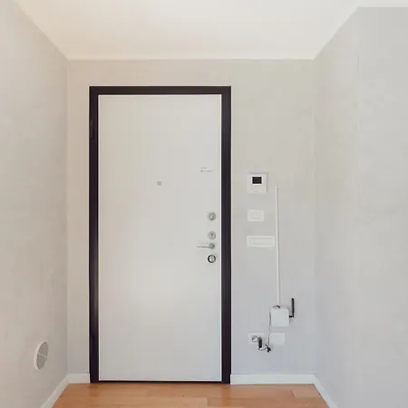 Gohost - Next To The Olympic Village Terrace Apartment