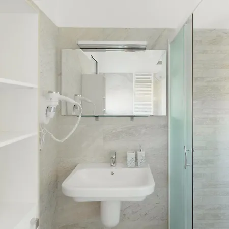 Gohost - Next To The Olympic Village Terrace Apartment Milan