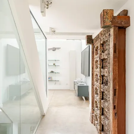 Апартаменты Milano's Exclusive Loft, Pool &