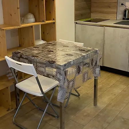 Center Navigli Duomo - Coco House Petite Maison Apartment *