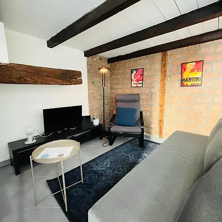San Lorenzo Apartment *