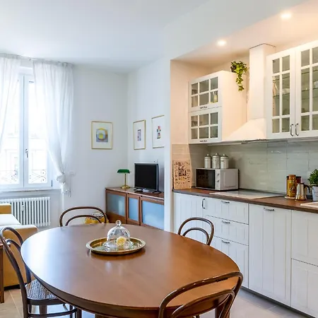 Apartment Nuovi Bilocali Station - 2 Con Parcheggio In Box E 1 Con Balcone -no Box- N&s Town Homes *