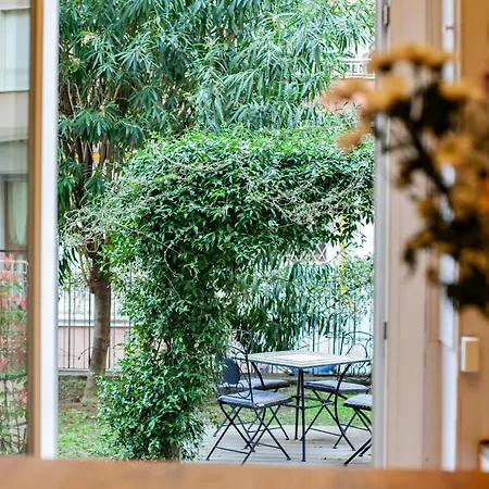 Design & Luxury With Garden In San Senatore Milán