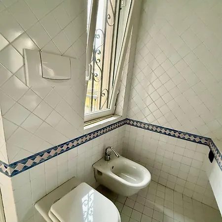 Brand New Near Center Apartamento