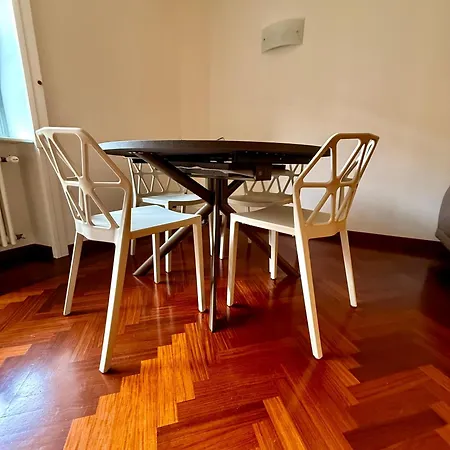 Brand New Near Center Apartamento *