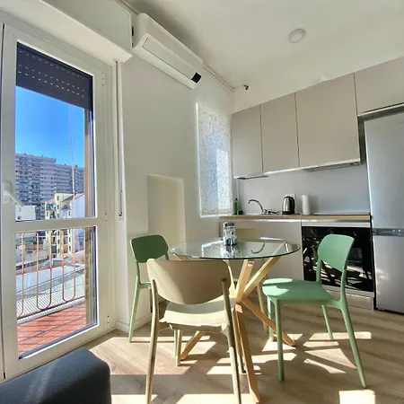 Apartament Metro S&m Home, Moderno E Confortevole Con Metropolitana M3 Sotto Casa