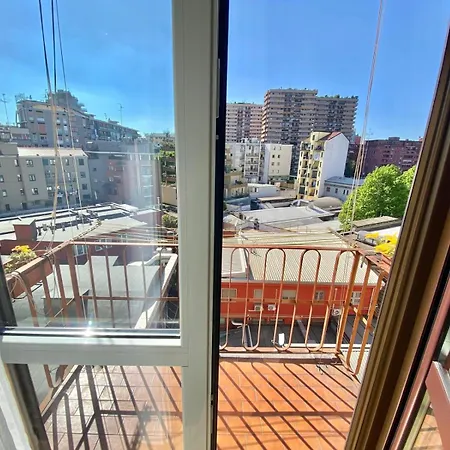 Metro S&m Home, Moderno E Confortevole Con Metropolitana M3 Sotto Casa