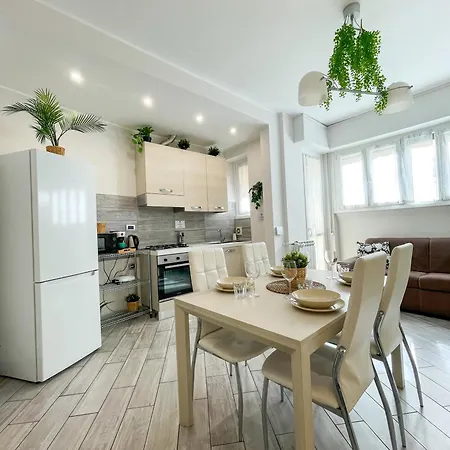 Apartman In Town - Life Near San Siro Stadium Metropolitana M1 - M5 *