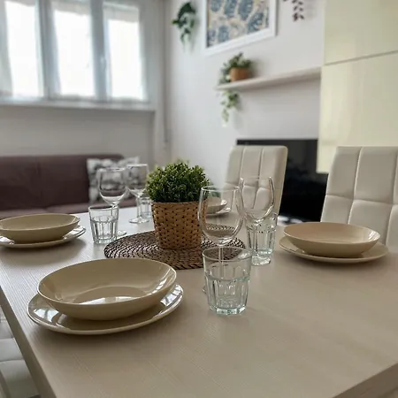 Apartman In Town - Life Near San Siro Stadium Metropolitana M1 - M5