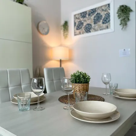 In Town - Life Near San Siro Stadium Metropolitana M1 - M5 Apartman Milánó