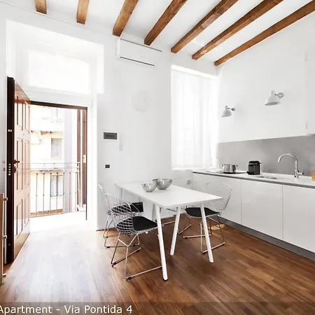 Apartment Brera In Moscova