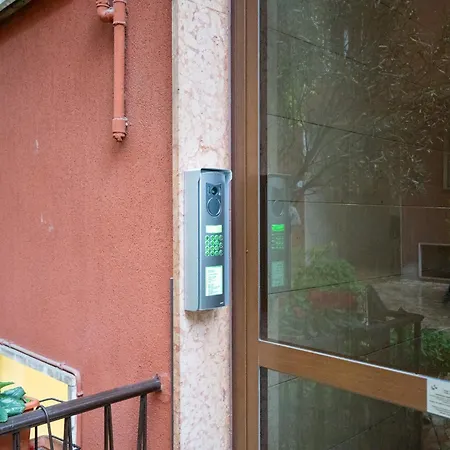 Arco Deluxe Milán
