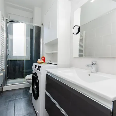 Lugano 2 S&s Home, Moderna E Tranquilla, Vicino Al Centro Di Milano, Con Parcheggio Gratuito Esterno מילאנו