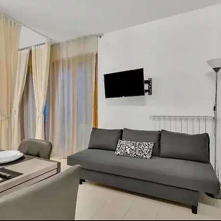 10 Min From Linate-private Garage Apartment *