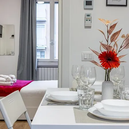 10 Min To Duomo - Brenta House Milan