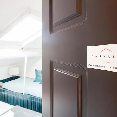 Easylife - - Pergolesi 19 - Buenos Aires *