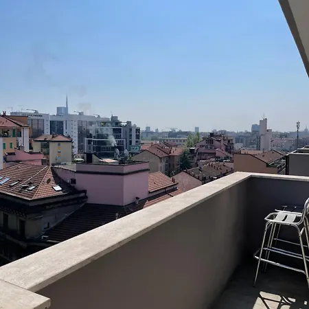 Trilocale Con Vista E Due Bagni Vicino Citylife