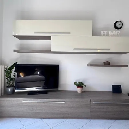 Апартаменты Bright With Balcony In Corso Xxii Marzo *