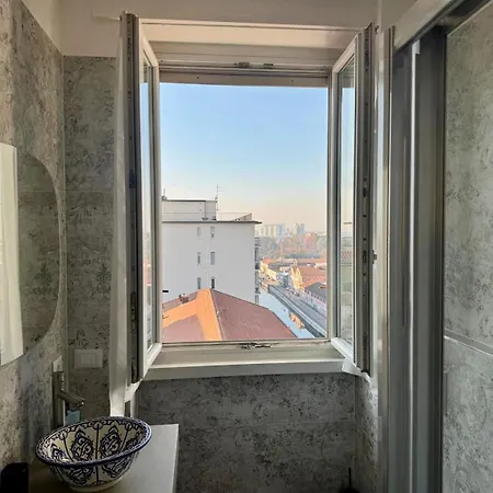 La Finestra Sul Naviglio Milan