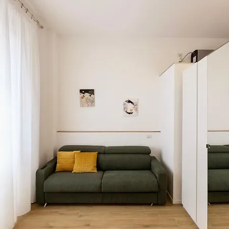 Apartment Plana