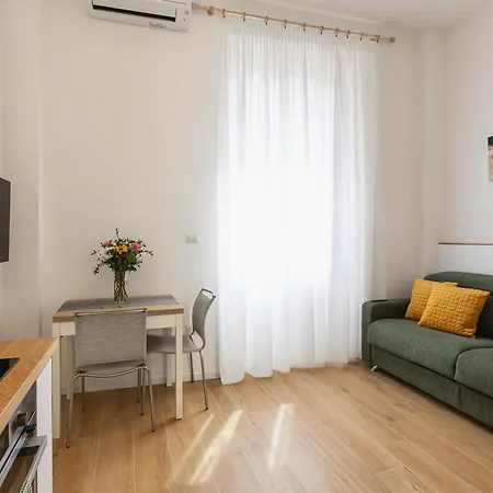 Charming Plana Milano