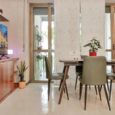 Cozy Room In Elegant Flat Shared With Alex, Tube 5 Min Walking