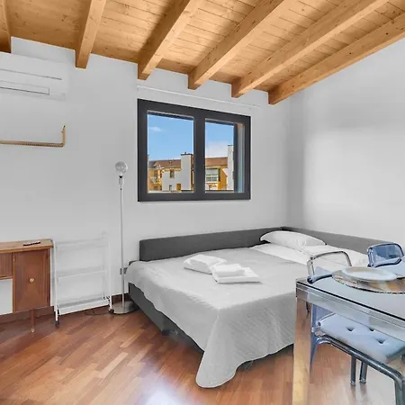 Metro M2 E Ac - Open Space Moderno A Apartament Mediolan