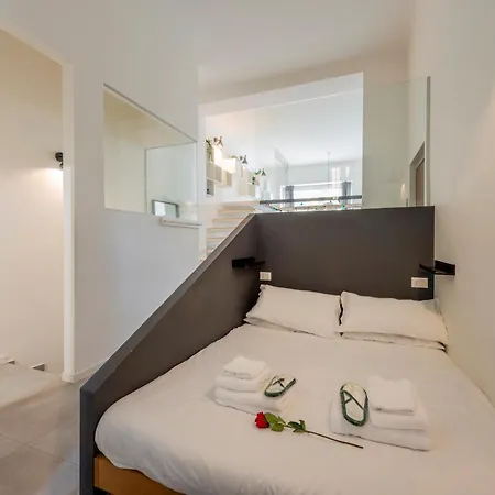 Carlo D'adda 11 Il Cinema A Casa 아파트 *