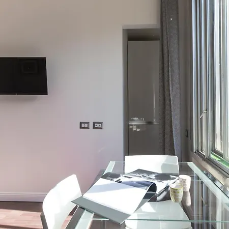 Апартаменты Italianway Easy - Porta Nuova 52 A Милан