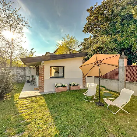 Corelli - Parking And Exclusive Garden Вилла *