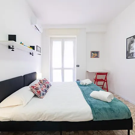 Apartment Metro M3 - 10 Min Duomo - Cozy W Balcony And Ac