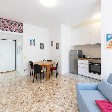 Metro M3 - 10 Min Duomo - Cozy W Balcony And Ac Apartment *