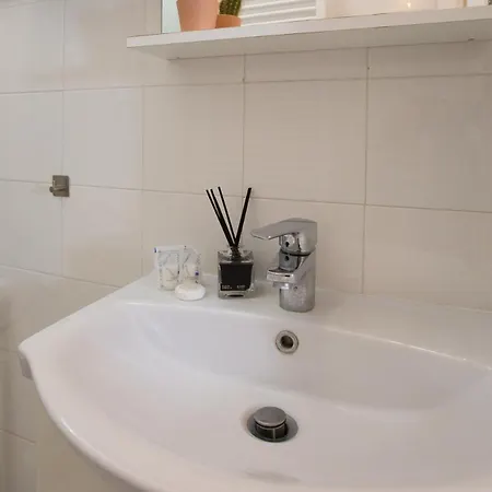 Apartment Elegant Little - Center - M4 Station *