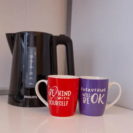 Elegant Little - Center - M4 Station Apartment *