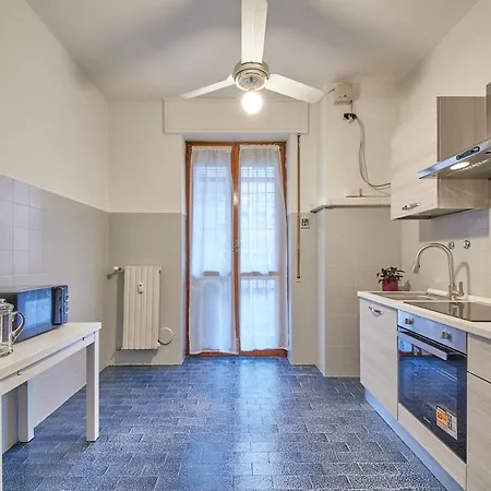 Affaccio Sul Naviglio - Spazioso Con 6 Posti Apartman *