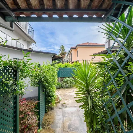 Duomo 15' - 5' From Station With Wifi And A-c