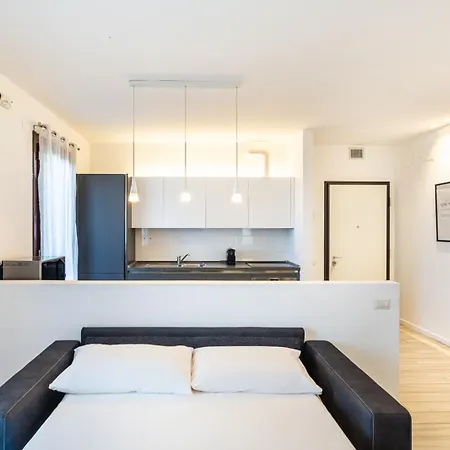 Bicocca Heights Horizon Apartment *