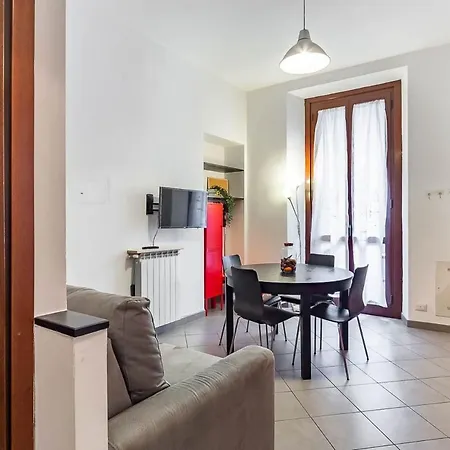 Apartment Navigli-centro Modern Flat Balcony Check-in H24 Milan