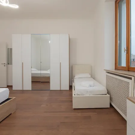 I-host - Cesarotti 2 Apartamento *