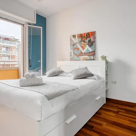 Roncaglia 25, 4 Guests And Balcony Milan