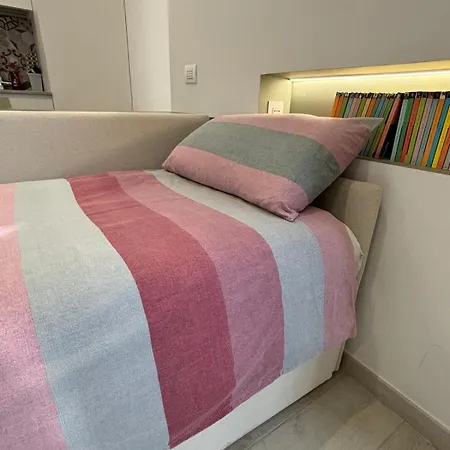 Easy Apartment