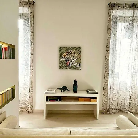 Easy Apartment *
